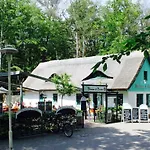 펜션 Am Rotdorn Modern Retreat 프레로