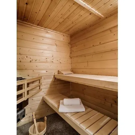 Am Rotdorn Modern Retreat
